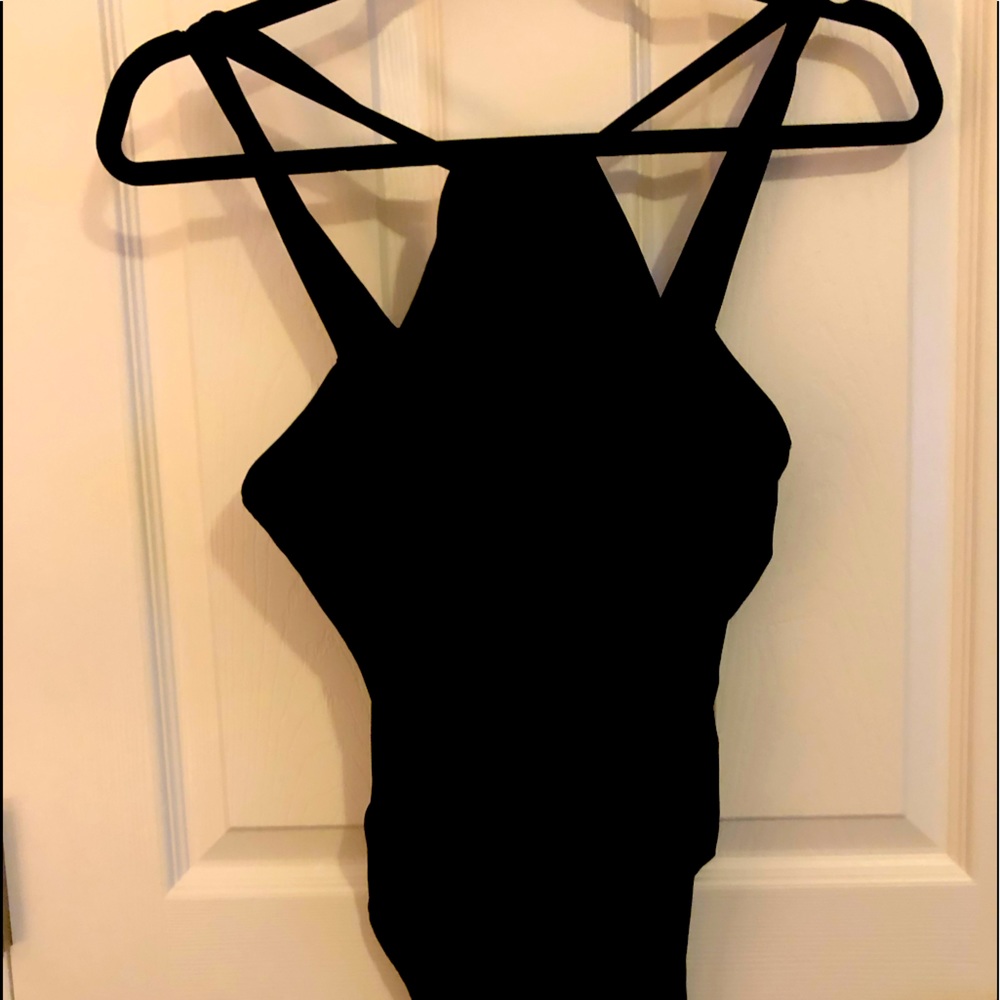 knot front seamless bodysuit Size large